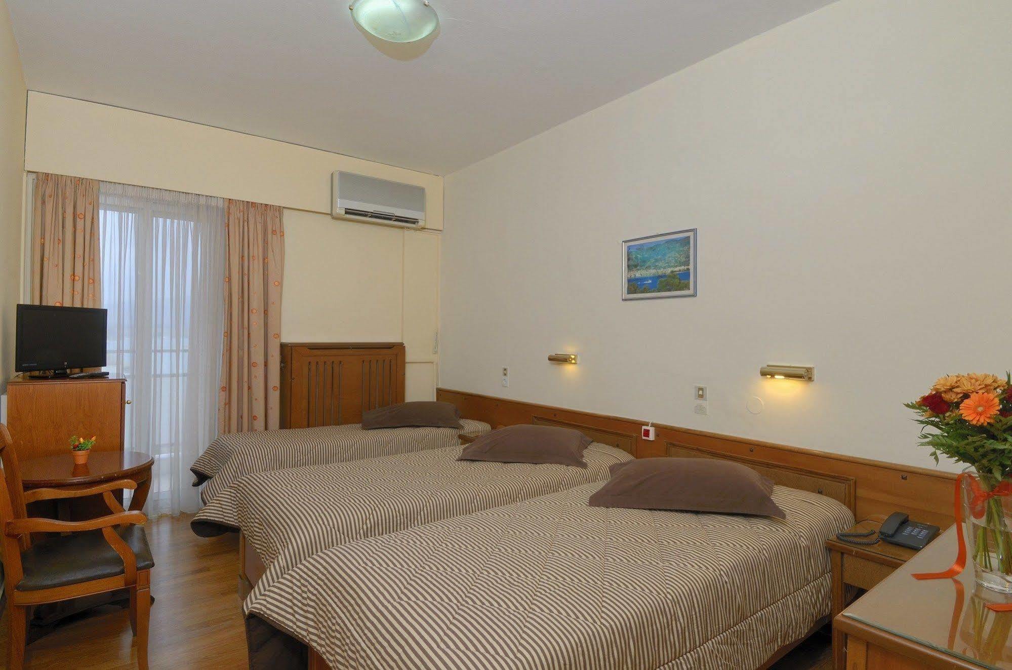 Hotel Nefeli Volos Exterior foto